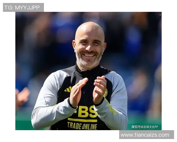 足球特效下的球星风采与虚拟世界交织的奇幻演绎